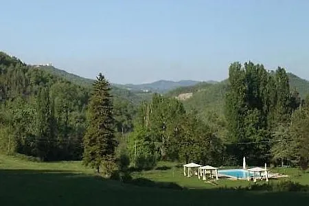 Sleeps 2 Pool Wifi Carpini